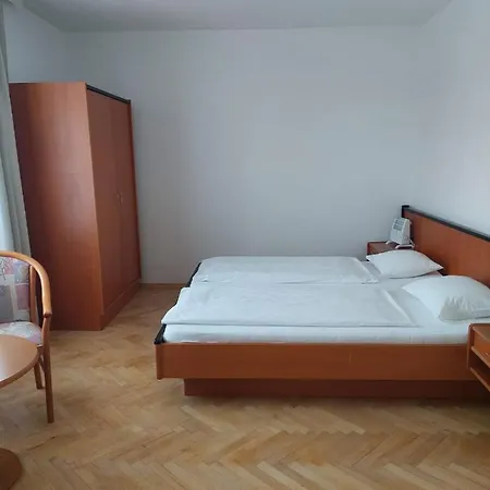 Apartment Ata Velden
